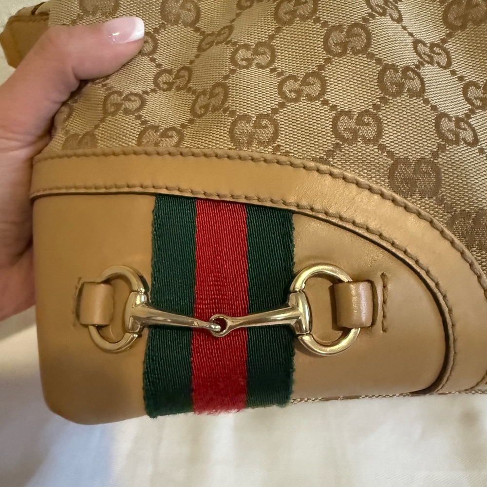 gucci hobo shoulder bag. - Picture 10 of 16
